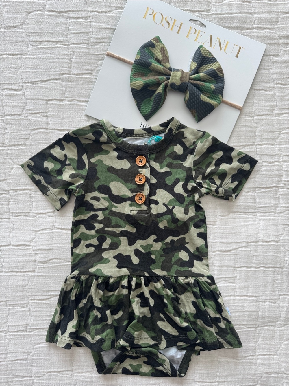 Posh Peanut NWT 2 Pc Cadet Henley Onesie/Headband Set - Camo, Size 3/6, O/S